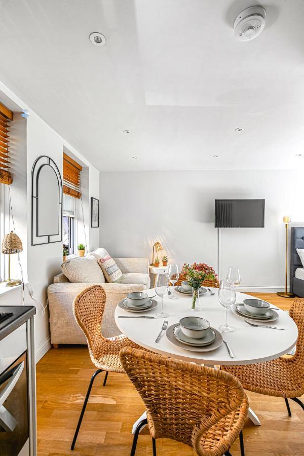 לונדון Charming Studio Flat Close To Holborn Station מראה חיצוני תמונה